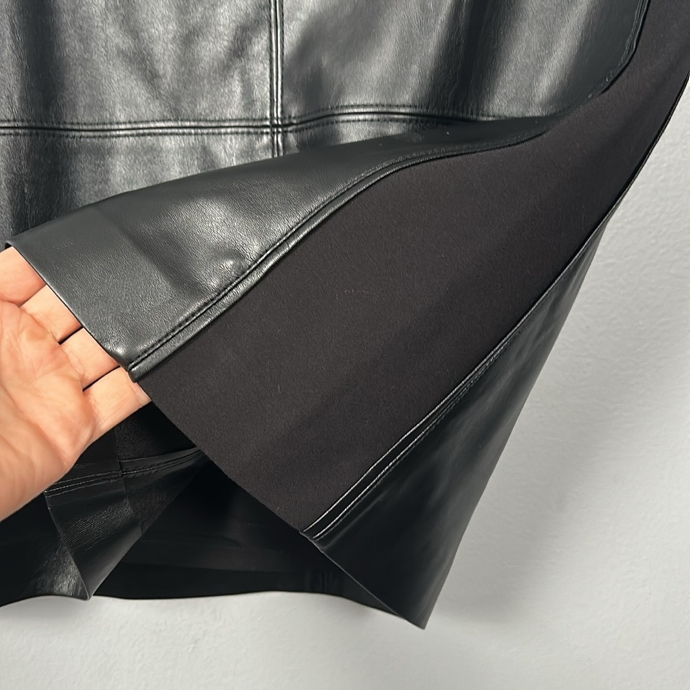 WHBM Faux Leather Black Mini Skirt Stretchy sides size 6 - Picture 3 of 10